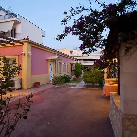 Elli 1 Front With Garden *