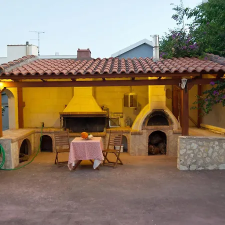 Apartment Elli 1 Front With Garden *