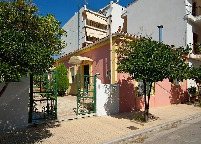 Elli 1 Front With Garden * Itea